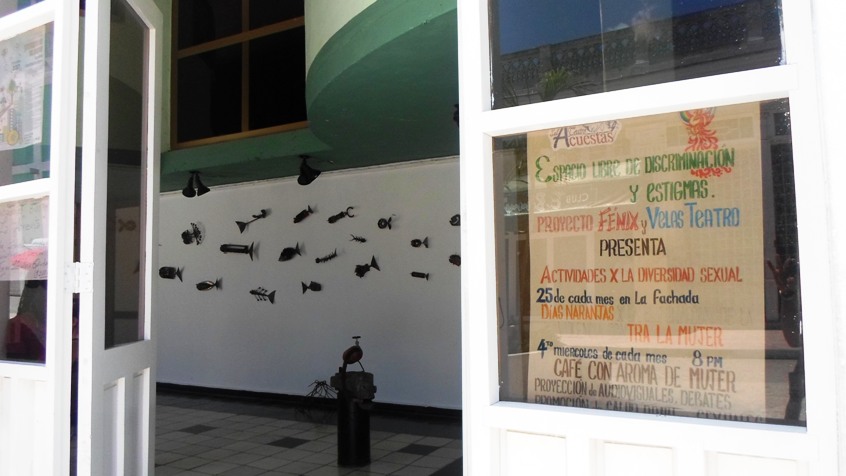 La Sala Teatro A Cuestas, de la ciudad de Cienfuegos, se declara como un espacio libre de discriminación y estigmas. / Foto: Roberto Alfonso Lara