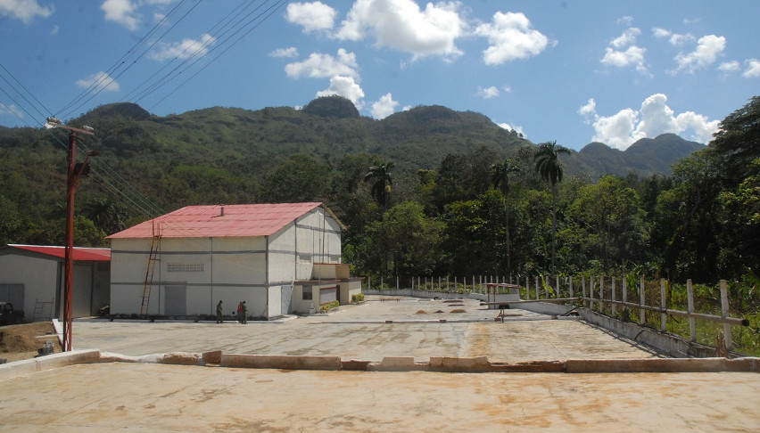 Planta de beneficio ecológico de café de San Blas, del municipio cienfueguero de Cumanayagua. /Foto: Magalys Chaviano