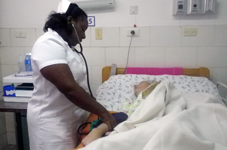Kubanische Krankenschwester | Bildquelle: http://www.5septiembre.cu © n/a | Bilder sind in der Regel urheberrechtlich geschützt