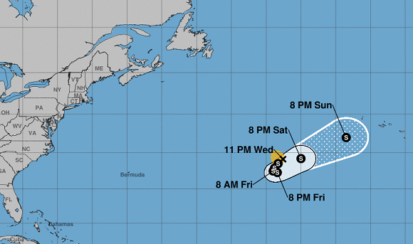 La tormenta subtropical Joyce se mueve sobre el Atlántico. 