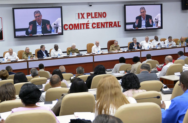 Intervención del ministro de Economía y Planificación, Alejandro Gil Fernández, ante el IX Pleno del Comité Central del Partido Comunista de Cuba, efectuado este miércoles. /Foto: ACN.