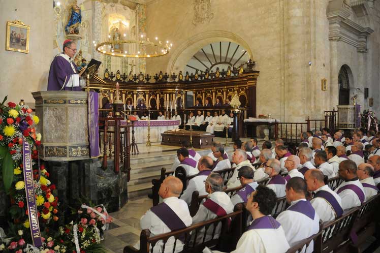 Misa de exequias al cardenal Jaime Ortega en la Catedral de La Habana. /Foto: Miguel Guzmán (PL)