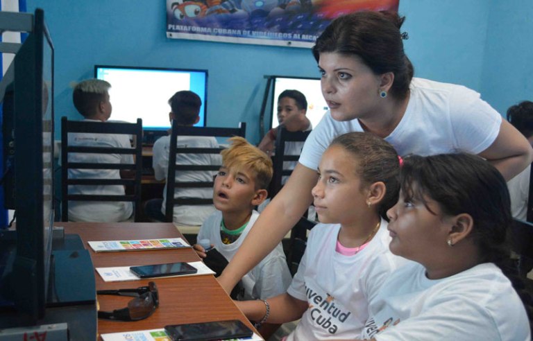 Juventud APK, iniciativa de la Unesco en Cuba, busca dar su otro paso: convertirse en una oferta permanente de los Joven Club de Computación y Electrónica./Foto: Internet