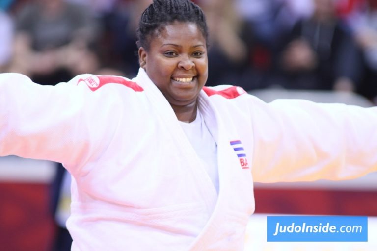 Idalys es la Diosa del judo cubano. Junto a Driulis, Legna, Daima, Amarilis, Sibelis, Estela, Diadenis, Laborde, Bermoy y Lupetey las emparenta el oro mundial.