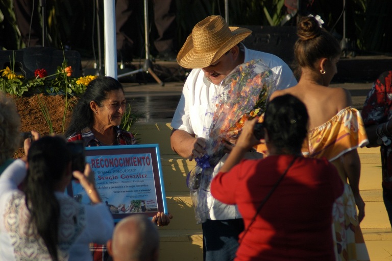 La celebración en la CCS Sergio González, del municipio de Aguada, devino guateque campesino/Foto Yuliet Sáez