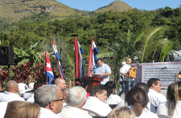 Acto provincial por el Día de la Medicina Latinoamericana en el Hspital de San Blas, en las estribaciones del macizo montañoso de Guamuhaya. /Foto: Magalys
