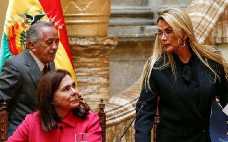 Como medida recíproca, España expulso a tres miembros de la representación boliviana en Madrid. /Foto: Reuters