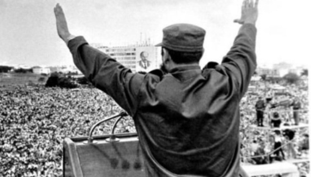 Más de un millón de cubanos, reunidos en la Plaza de la Revolución José Martí, refrendaron la Segunda Declaración de La Habana/ Foto: Internet