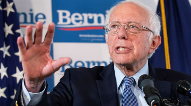 El senador Bernie Sanders habla en una conferencia de prensa en su oficina de campaña en Burlington, Vermont, el 4 de marzo de 2020. /Foto: Caitlin Ochs (Reuters)