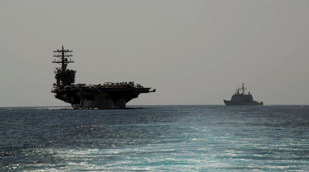 El portaviones USS Nimitz entra en el golfo Pérsico junto con su grupo de ataque, 18 de septiembre de 2020. /Foto: Quinta Flota de EEUU.