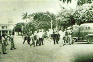 Marinos y civiles hicieron comunión de intereses aquel 5 de septiembre de 1957 y convirtieron a Cienfuegos, por unas horas, en la primera ciudad libre de Cuba. Luego el alzamiento fue ahogado en sangre.