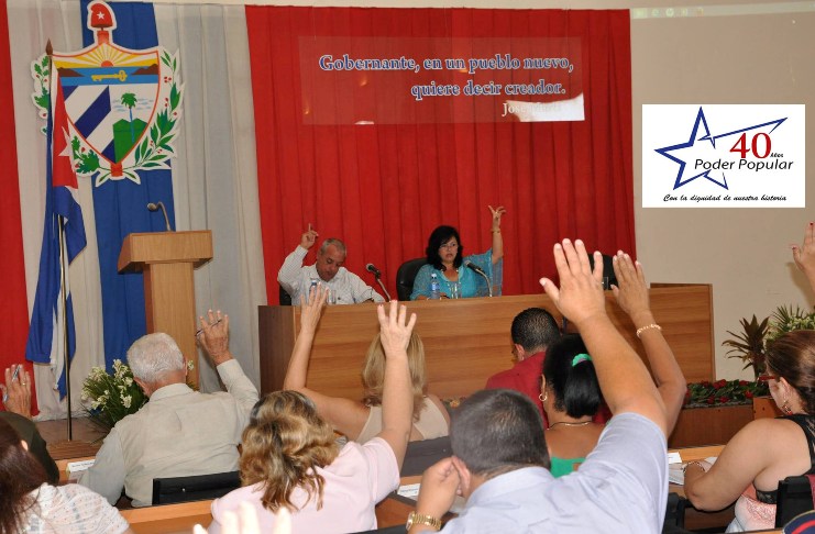 La Asamblea Municipal de gobierno en Cienfuegos reconoció a personalidades e instituciones distinguidas. Foto: Archivo