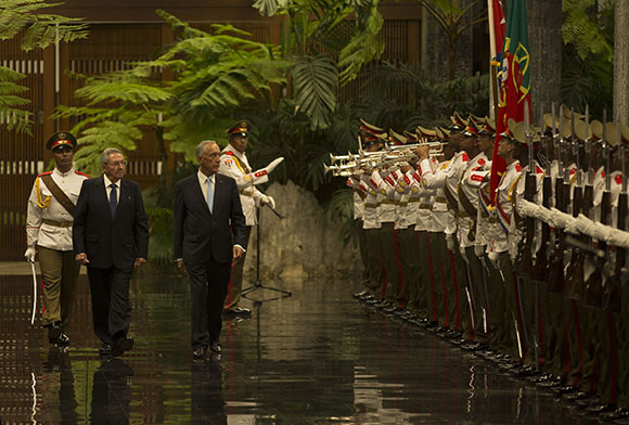 Raúl Castro Ruz recibe a Marcelo Rebelo de Sousa, presidente de Portugal. Foto. Ismael Francisco/ Cubadebate.