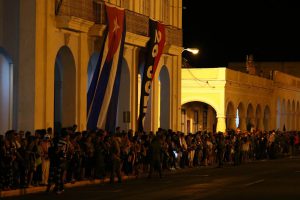 El pueblo de Cienfuegos espera la cenizas del Comandante Foto: Aslam Castellón