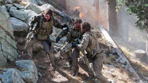 El objetivo manifiesto del filme es el reclutamiento, sobre la base de ponderar hasta la idolatría a los Navy Seals