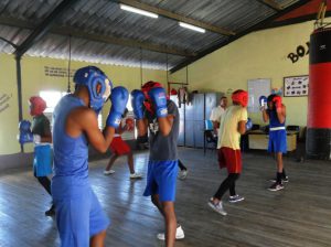 La pérdida de categorías intermedias debilita el desarrollo de los jóvenes pugilistas. Foto: de la autora