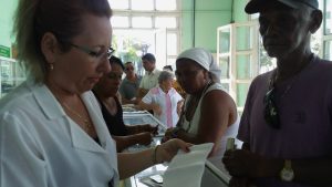 Rodilleras, vendas elásticas, tobilleras, serán ofertas habituales, anuncia el MINSAP. /Foto: de la autora