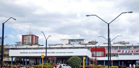 El principal de los enclaves de salud, el Hospital Provincial, ha sido beneficiado con múltiples obras que hoy permiten el mejoramiento de servicios básicos del centro. /Foto: Archivo