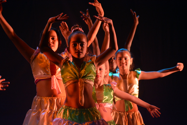 El proyecto Maracá incluye a unos 30 niños, estos no sólo reciben clases de danza, sino también de educación formal y valores. /Foto: Kmilo