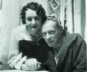 El escritor y su esposa Elena Sergeevna Bulgákova, para muchos la musa inspiradora de su Margarita.