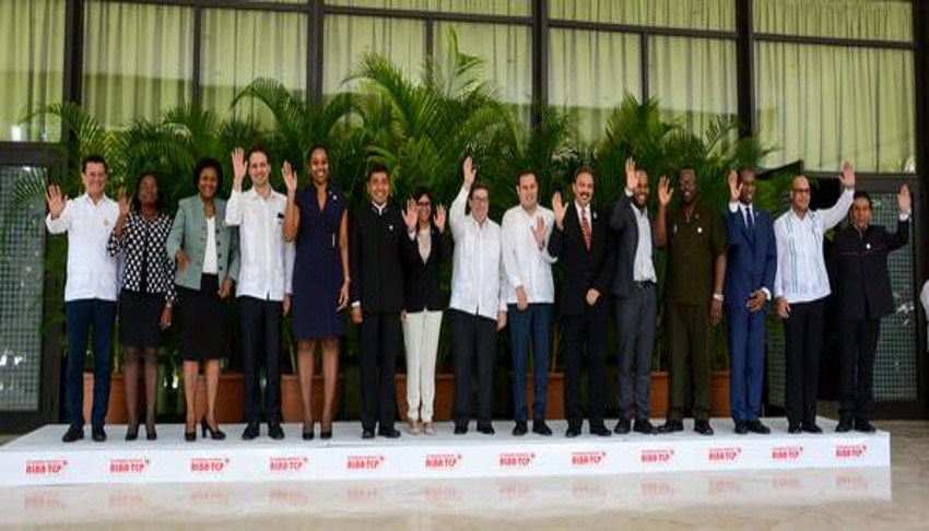 Foto oficial de los cancilleres asistentes al XV Consejo Político de la Alianza Bolivariana para los Pueblos de Nuestra América-Tratado de Comercio de los Pueblos (ALBA-TCP), celebrado este lunes en La Habana. /Foto: Abel Padrón (ACN)