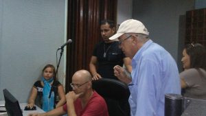 Dustin Polo Yanes, director del grupo Abracadabra, ha sido también el director musical de ambos fonogramas de Los niños cantan a la trova cubana. /Foto: de la autora