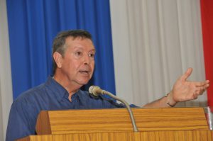 Conferencia de cultura y turismo por el profesor Guanche.