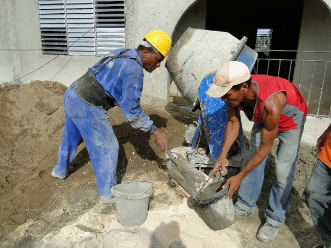 Un total de 186 viviendas estales en Cienfuegos se traspasarán para su culminación por esfuerzo propio Foto: Efraín Cedeño