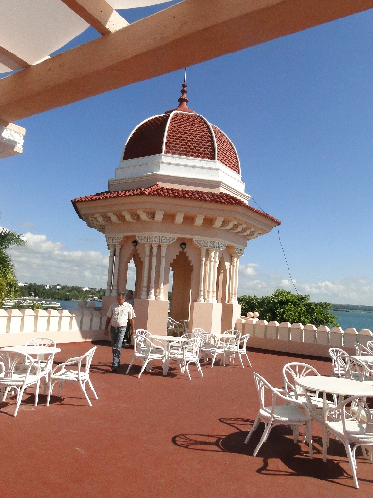 El Palacio de Valle, verdadera obra de arte, identifica y prestigia a Cienfuegos / Foto: Centro de documentación