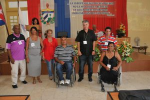 Isbel Trujillo Yero, ratificado como presidente de la Aclifim en Cienfuegos. (segundo de pie de derecha a izquierda) Foto: Juan Carlos Dorado