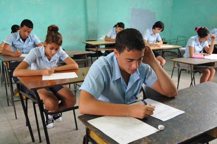 En Cienfuegos 1254 estudiantes de duodécimo grado se presentaron a los exámenes de ingreso a la Educación Superior. Foto: Juan Carlos Dorado