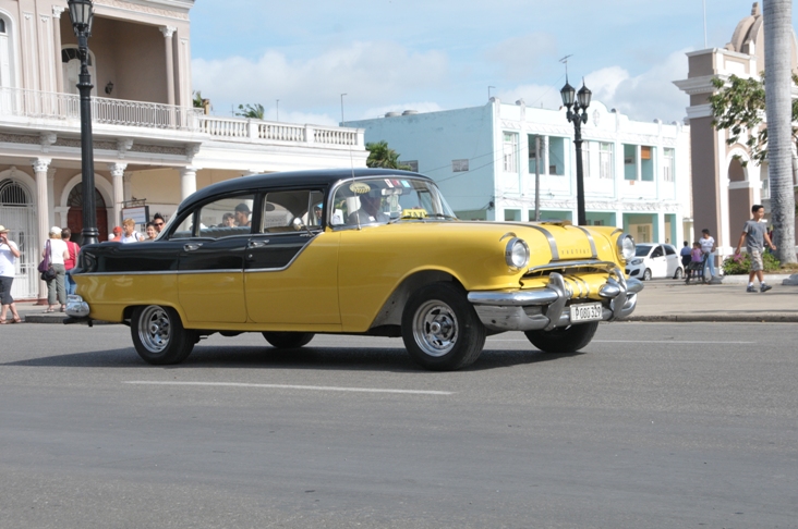 Exposición de autos antiguos. Fotos: Juan Carlos Dorado