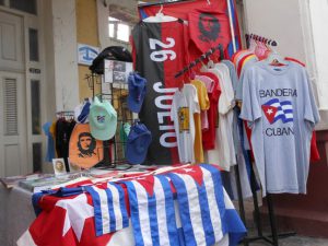 “El gran reto de la contemporaneidad, es la soberanía. El concepto está en juego en Cuba y en disímiles países, aun cuando constituye uno de nuestros símbolos. El otro es la enseña nacional, a la cual debemos honrar siempre". Foto: Glenda Boza Ibarra