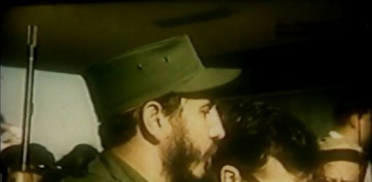 Siempre de verde olivo, como aquel 6 de enero de 1959 cuando desvió la Caravana de la Libertad en su ruta hacia La Habana para venir a Cienfuegos.