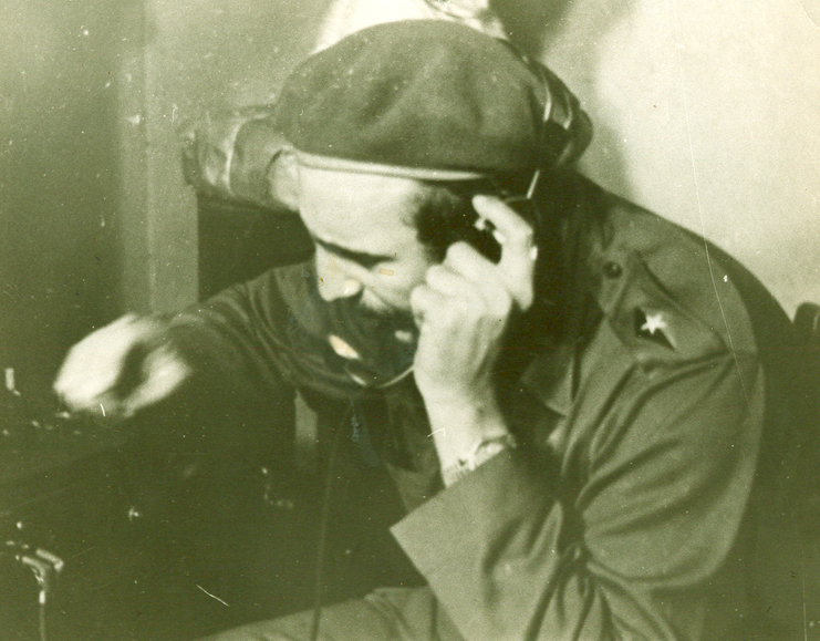 Del lado de allá del hilo telefónico, Fidel me precisaba ubicaciones, consultaba mapas, recuerda Gonzalo./Foto: Archivos Consejo de Estado