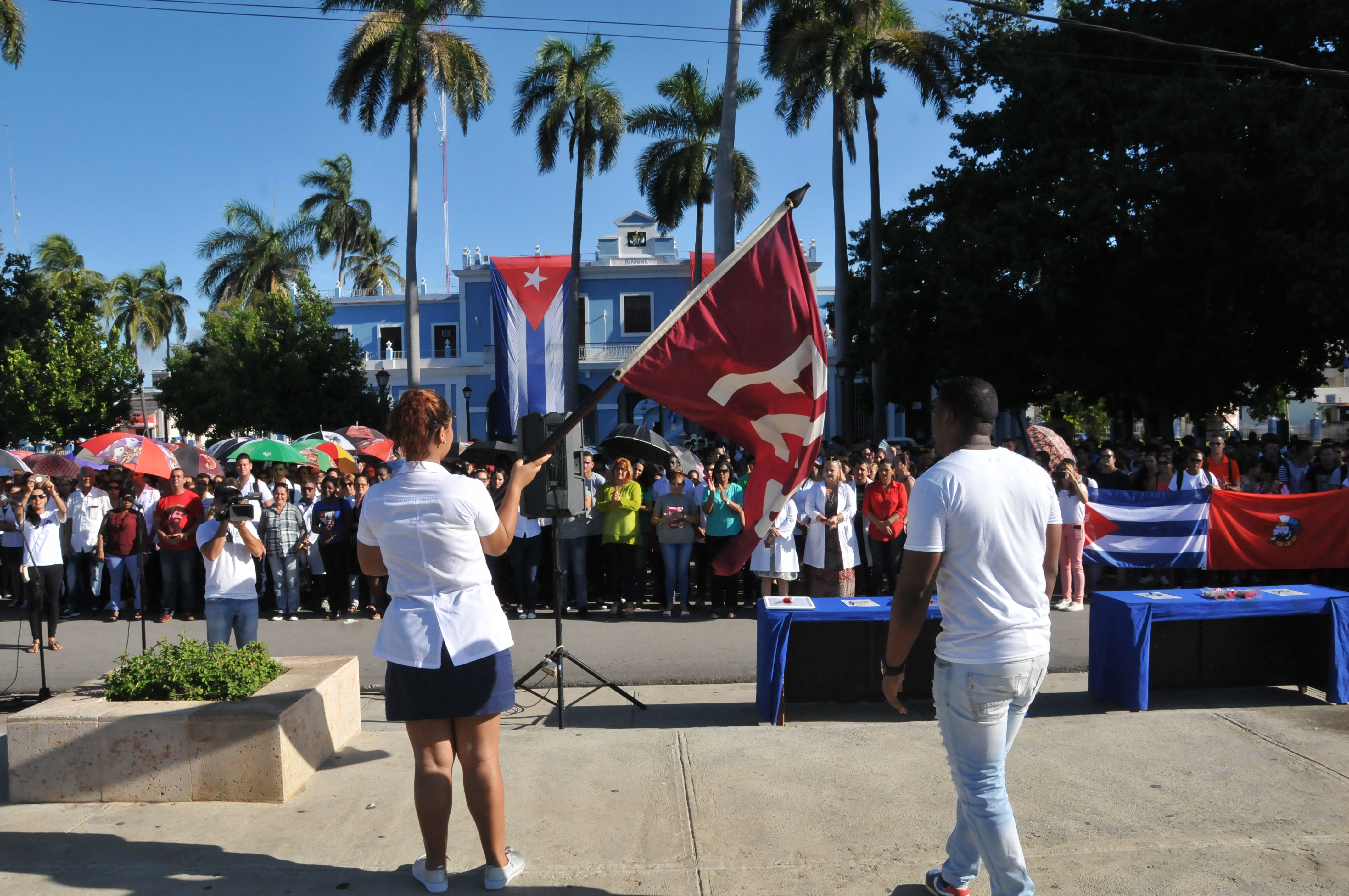 Al acto nacional de nuevos ingresos a la FEU, asistió una amplia representación de estudiantes de las universidades de Cienfuegos. / Foto: Juan Carlos Dorado.