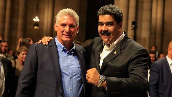 Nicolás Maduro y Miguel Díaz-Canel en la Iglesia Riverside de Nueva York. Foto: @laradiodelsur/ Twitter.