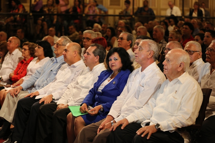 Invitados de lujo tuvo este acontecimiento, entre ellos el comandante Julio Camacho Aguilera y su esposa Gina Leyva Pagán, Nelson Torres Pérez y José Ramón García Gil./Foto: Aslam Castellón