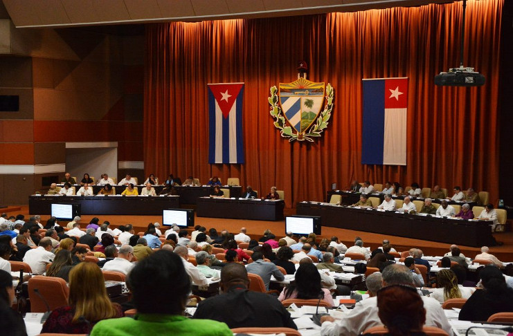 La nueva Carta Magna ratificada por el 86,6 por ciento de los cubanos que ejercieropn su derecho en el referendo del 24 de febrero, entrará en vigor una vez proclamada, a partir de su publicación en la Gaceta Oficial de la República. /Foto: Archivo