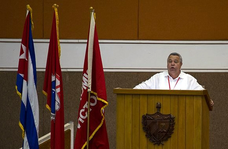 Ulises Guilarte de Nacimiento, secretario general de la CTC, dio lectura al Informe Central al XXI Congreso de la CTC. /Foto: Irene Pérez (Cubadebate)