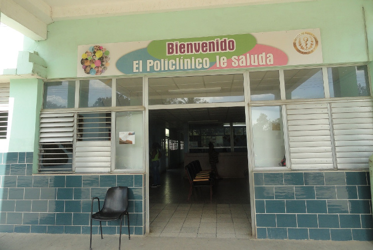 Vista del Policlínico Universitario Manuel “Piti” Fajardo, de Cruces. /Foto: Magalys