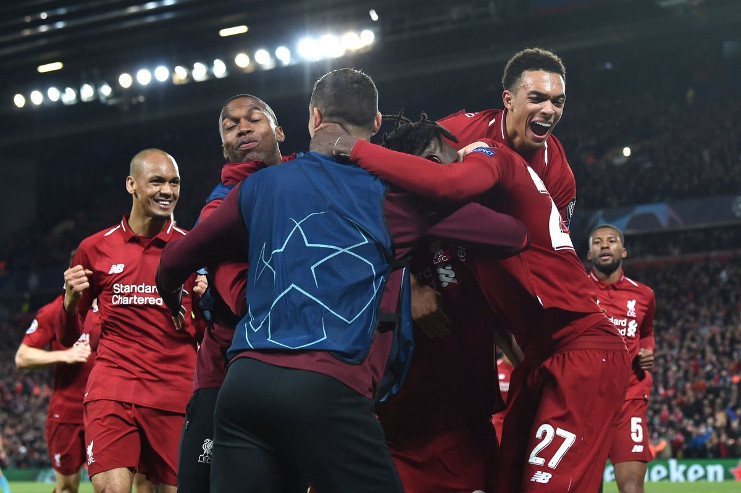 Los reds de Liverpool festejan la histórica remontada en Anfield. /Foto: Twitter de @LigadeCampeones