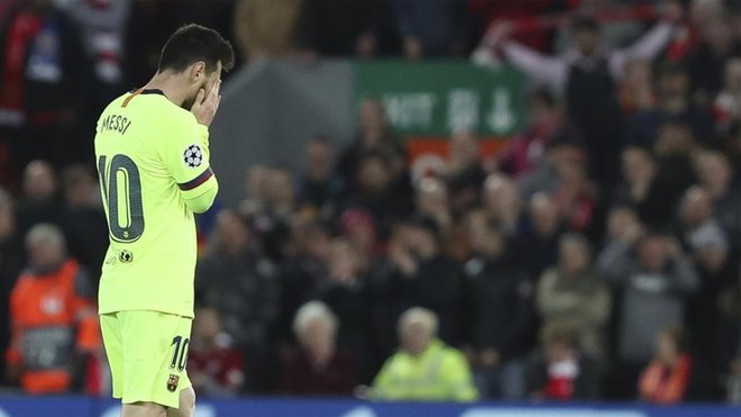 Messi lamentará eternamente la derrota en Liverpool. /Foto: EFE
