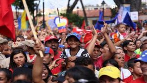 Los venezolanos son destinatarios del llamado universal de la dignidad y la independencia de los pueblos, consistente en resistir./ Foto: Telesur