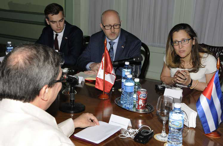 La ministra de Relaciones Exteriores de Canadá se encuentra de visita de trabajo en Cuba; su país tiene importantes inversiones en la isla y es uno de los principales emisores de turistas a la mayor de las Antillas. /Foto: Vladimir Molina