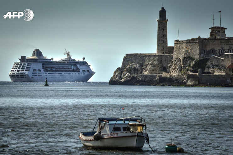 El Empress of the Seas se despide de La Habana. Fue el útimo crucero en entrar tras la tajante decisión del gobierno Trump. /Foto: Adalberto Roque (AFP)