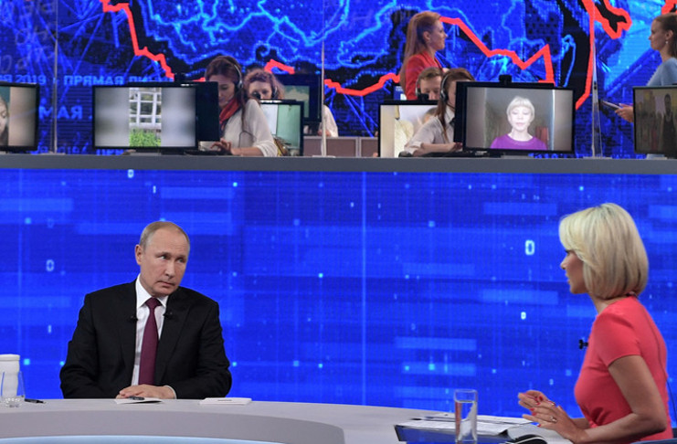 El presidente ruso, Vladímir Putin, durante el programa 'Línea directa' en Moscú, Rusia, este jueves 20 de junio de 2019. /Foto: Alexey Nikolsky (Reuters)