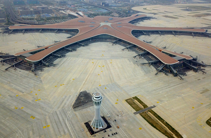Vista aérea de las recién terminadas hoy obras del Aeropuerto Internacional de Pekín-Daxing (China), el 25 de junio de 2019. /Foto: Zhang Chenlin (Xinhua)