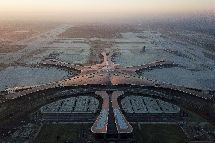 Foto del 28 de diciembre de 2018, en plena fase de terminación de la terminal aérea. /Foto: Xinhua/Ju Huanzong