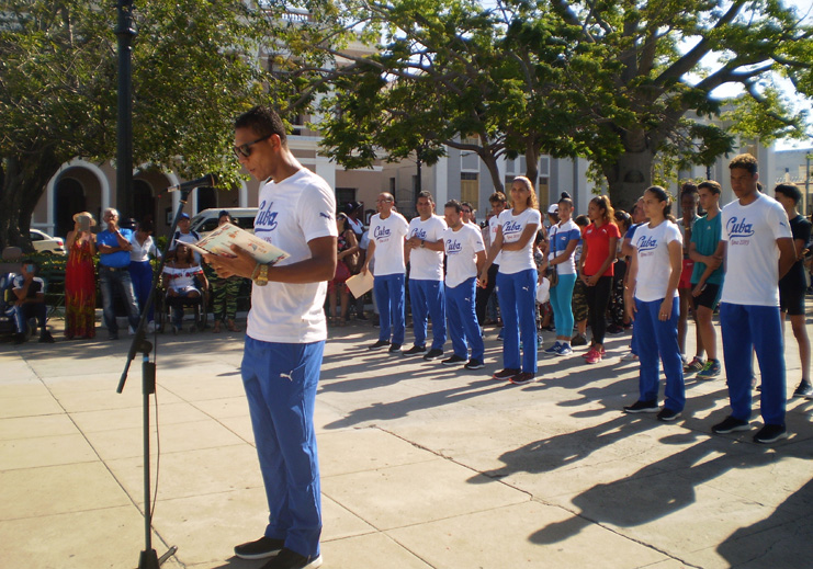 “Competiremos fieles a nuestro legado de continuidad, a nuestra bandera”, refería, a nombre de sus compañeros, Osleni Guerrero, la primera figura del elenco. /Foto: Darilys